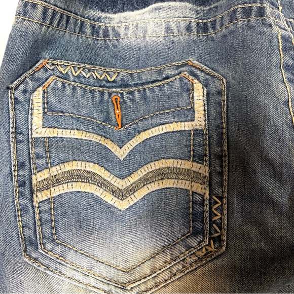GS-115, 100% Cotton, Straight Leg, Distressed Wash, Jeans. - Picture 5 of 10